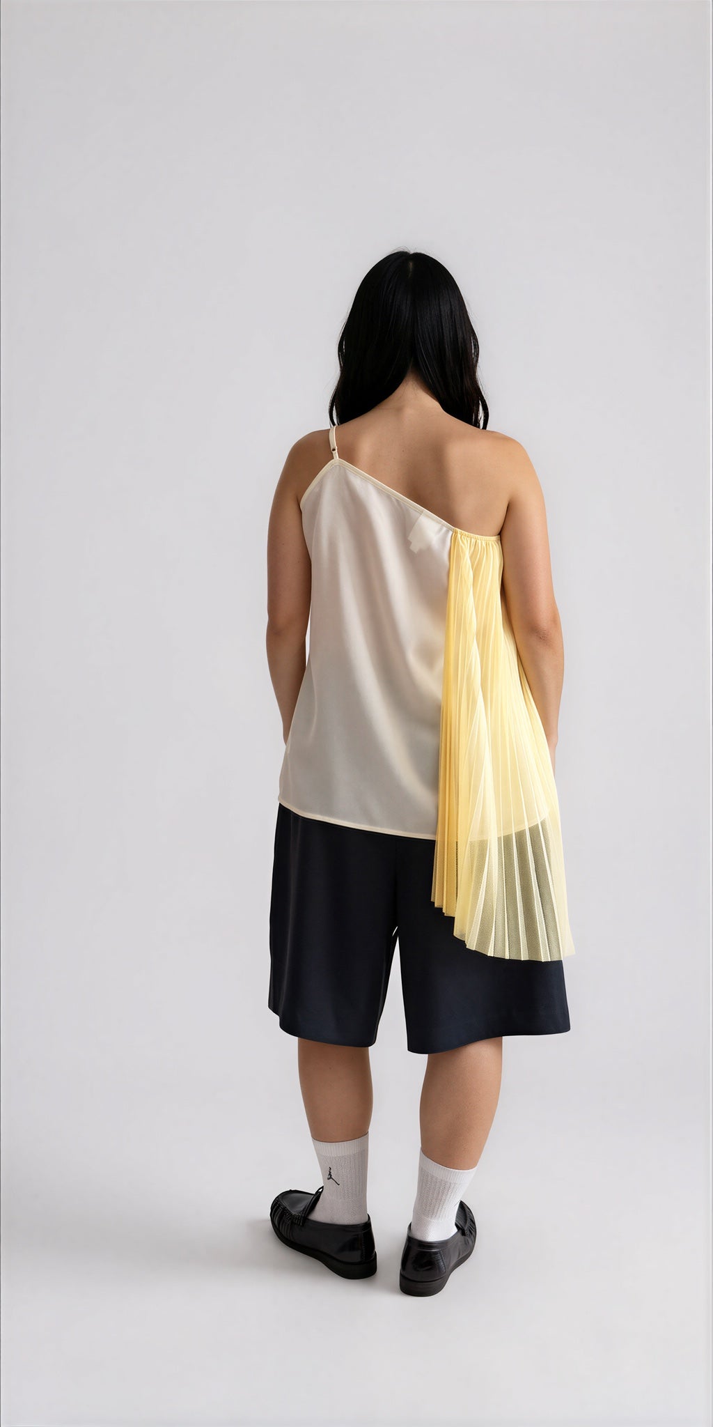 PLEATED ASYMETRIC WING TOP "THE STAIRS"
