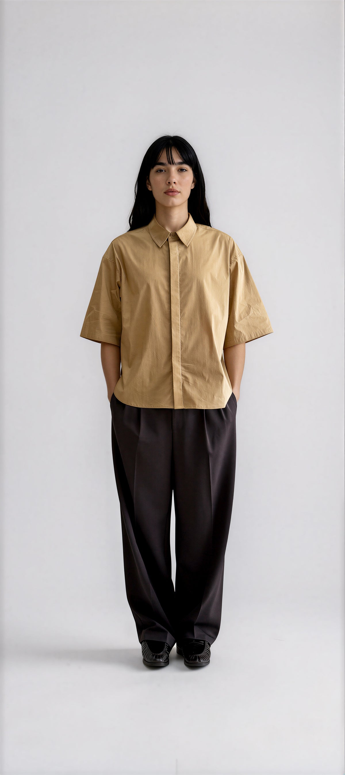 OVERSIZED SHIRT "THE WALL"