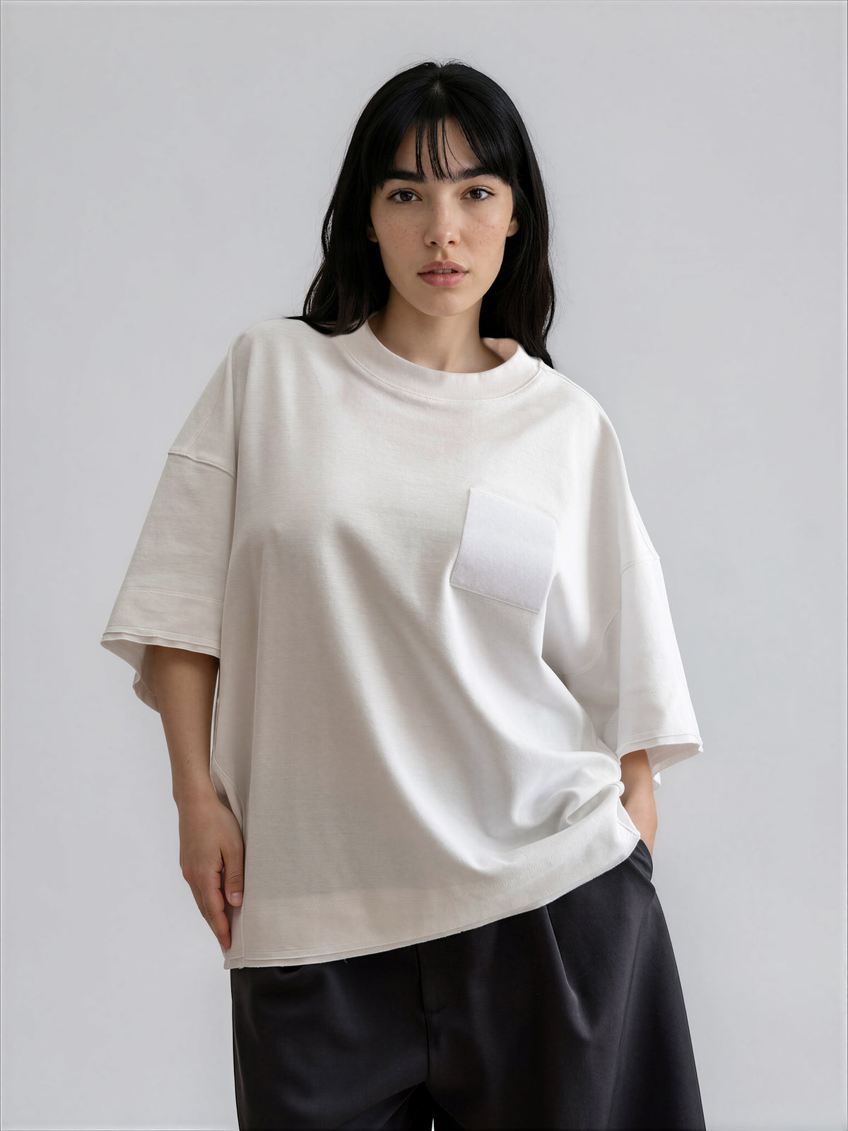 IDENTITY T-SHIRT "THE WHITE CORE"